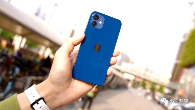 「上手」iPhone12藍色被嘲像內褲？小白測評實拍真機 來打分 / 作者:飛翔的希望 / 帖子ID:1891