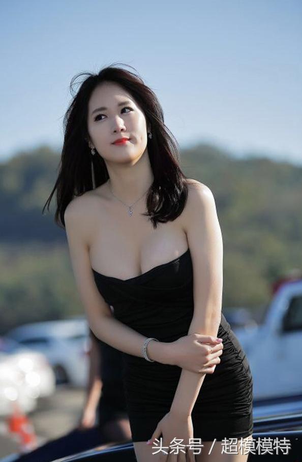 韓國高挑美女車模完美/ 作者: / 來源: