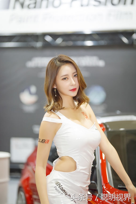韓國性感美女車模車展會場白嫩迷人/ 作者: / 來源: